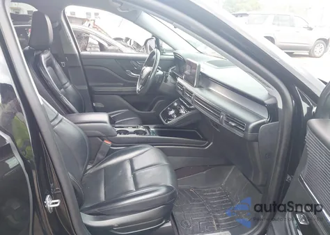 2021 Lincoln Corsair Standard z USA, uszkodzony, nr VIN 5LMCJ1C96MUL10056